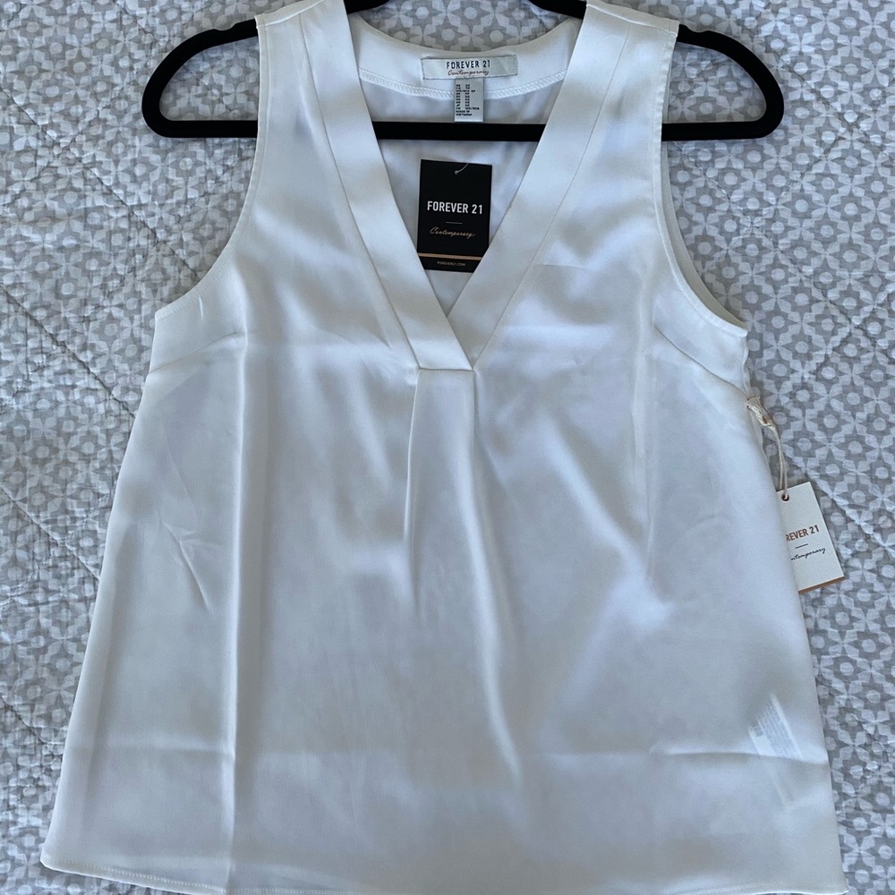 Forever 21 Top Size Small